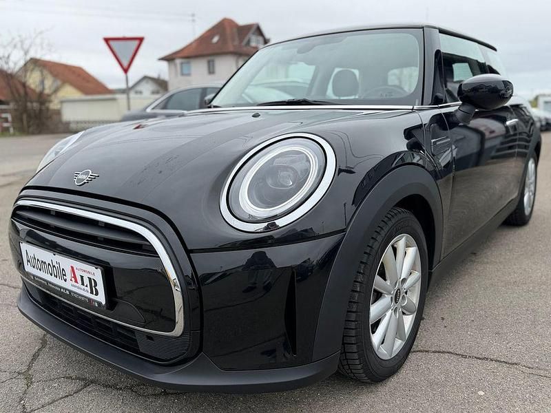 Usata Mini ONE 102 CV (75 kW) 2022 Nero Utilitaria