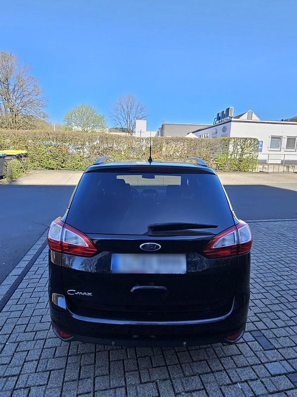 Second-hand Ford C-MAX 116 CP (85 kW) 2012 Negru Monovolum
