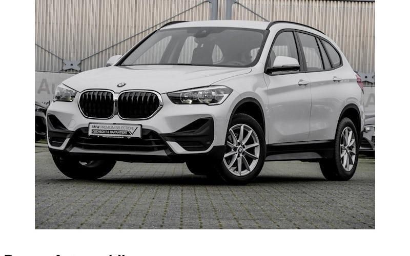 Weiß Gebraucht 2021 BMW X1 Advantage SUV | 23.990 € (Fairer Preis) - Bild 1/4