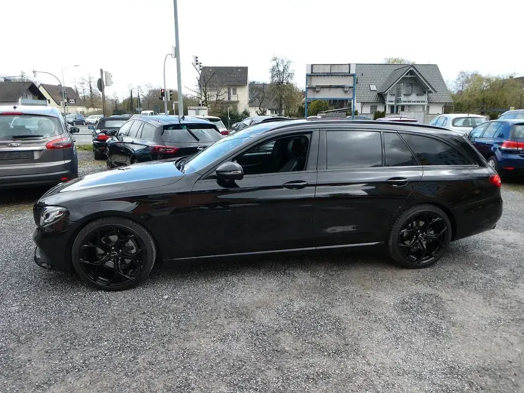 Occasion Mercedes E200 160 ch (117 kW) 2019 Noir Berline