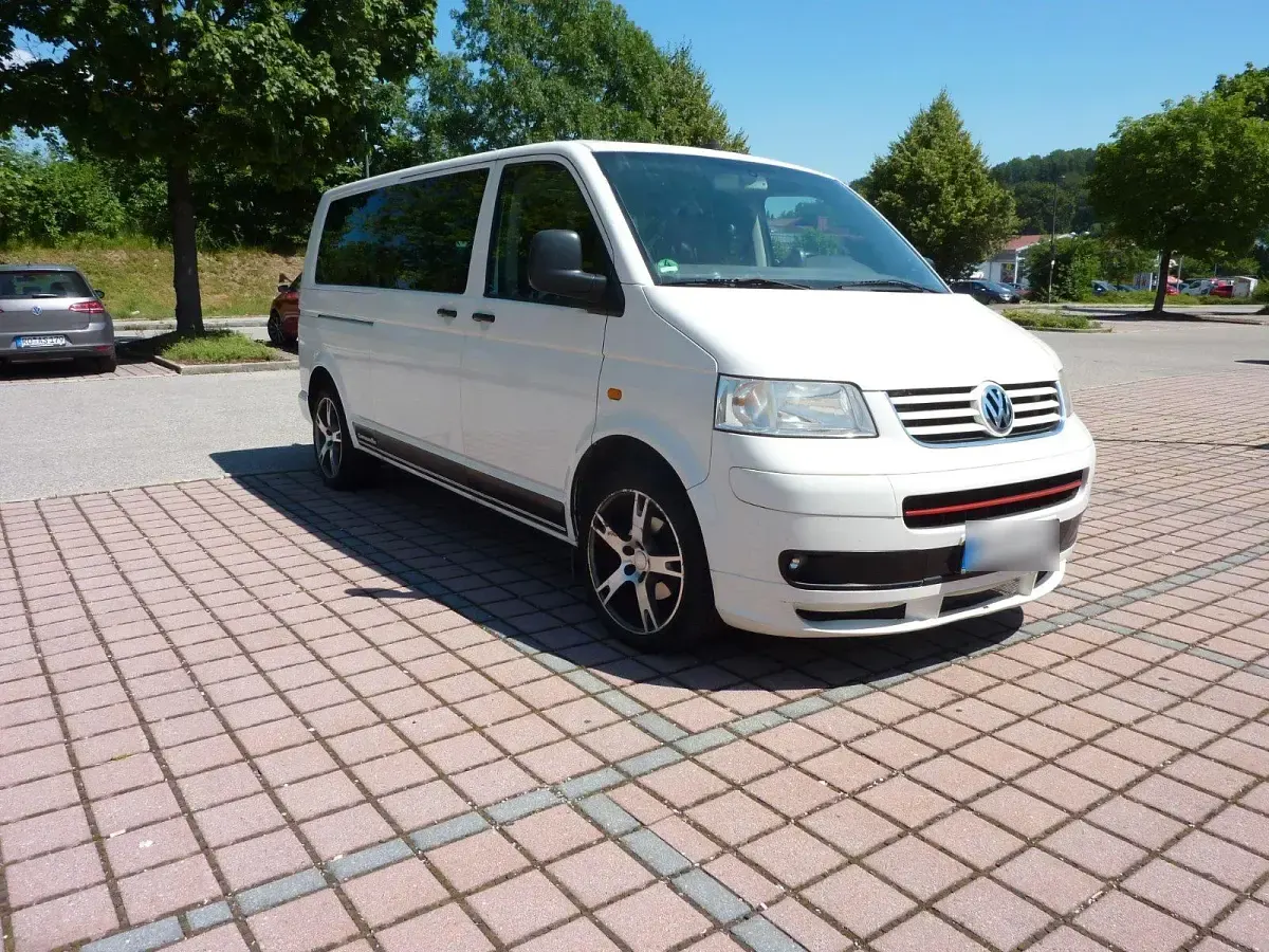 Gebraucht VW Caravelle 131 PS (96 kW) 2006 Weiß Van
