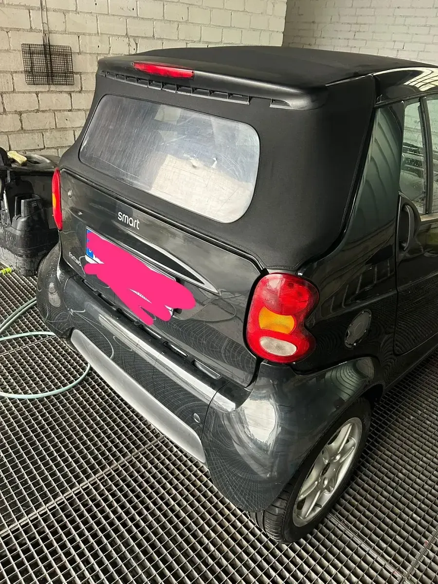 Używany Smart ForTwo Cabrio 61 KM (44 kW) 2004 Czarny Kabriolet