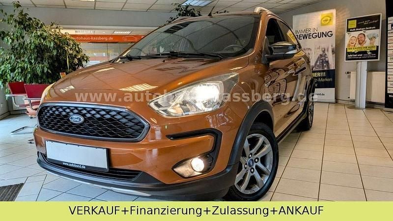 Orange Gebraucht 2018 Ford Ka Plus Active Kleinwagen | 10.975 € (Fairer Preis) - Bild 1/4