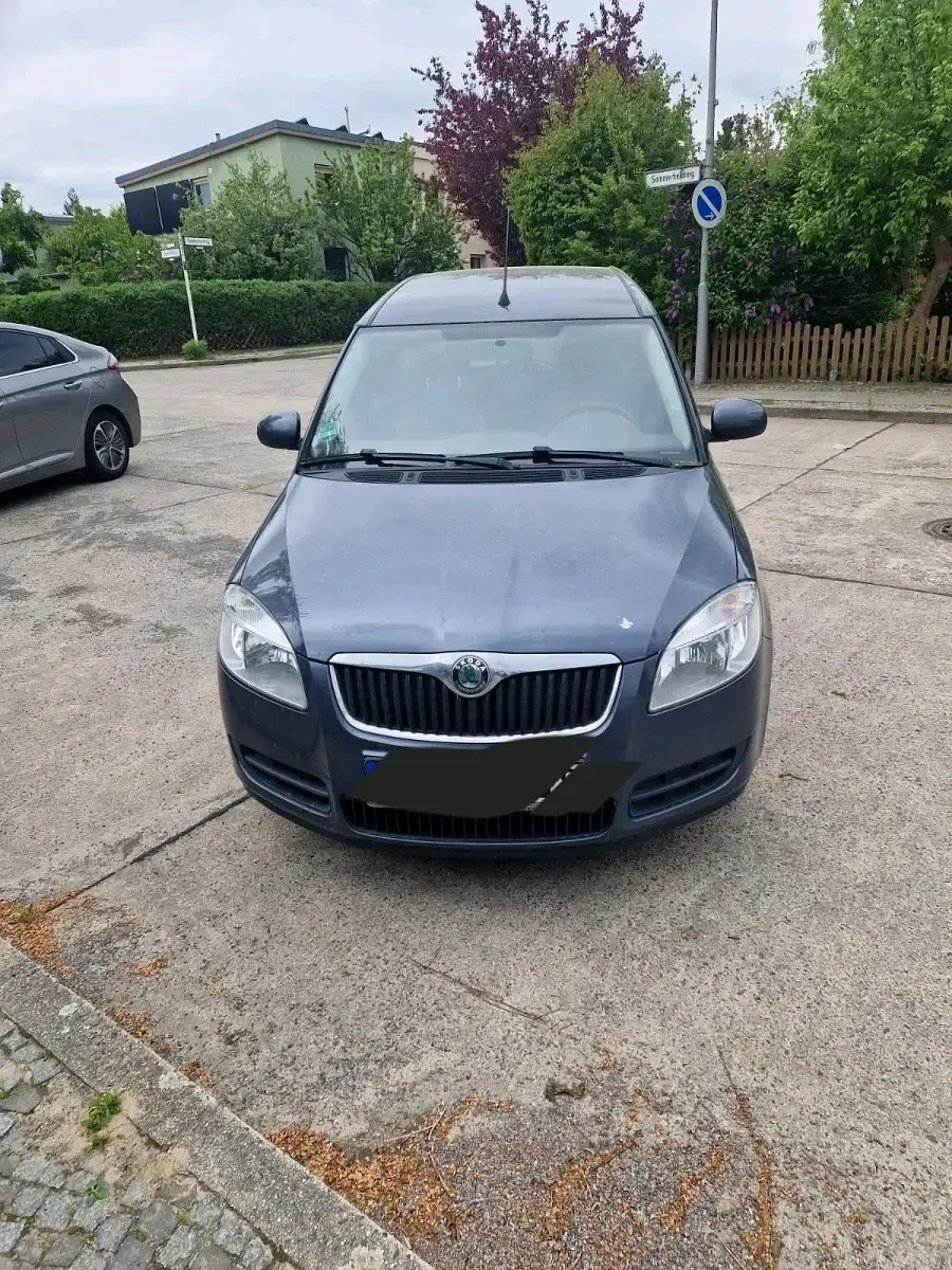 Gebraucht Skoda Roomster 101 PS (74 kW) 2009 Braun Van / Kleinbus