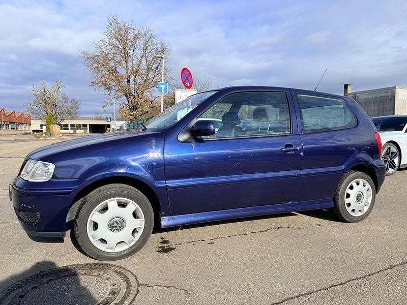Gebraucht VW Polo Comfortline 50 PS (36 kW) 2001 Blau Kleinwagen