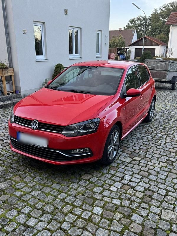 Rot Gebraucht 2015 VW Polo LOUNGE Kleinwagen | 8.400 € (Guter Preis) - Bild 1/4