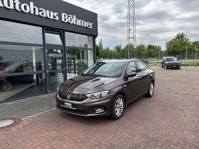 Braun Gebraucht 2017 Fiat Tipo Lounge Limousine | 9.990 € (Fairer Preis) - Bild 1/4