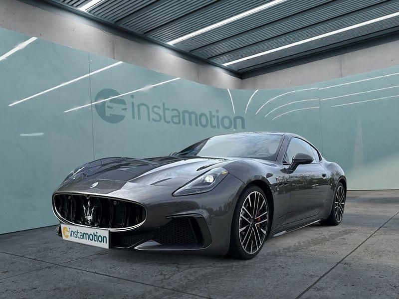 Grau Gebraucht 2023 Maserati Granturismo Coupé | 163.649 € (Fairer Preis) - Bild 1/4