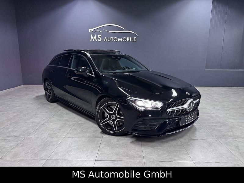 Kosmosschwarz Gebraucht 2019 Mercedes 220 AMG line Kombi | 26.990 € (Fairer Preis) - Bild 1/4