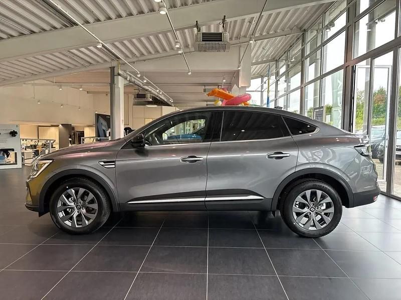 Neu Renault Arkana Techno 140 PS (102 kW) 2025 Grau SUV