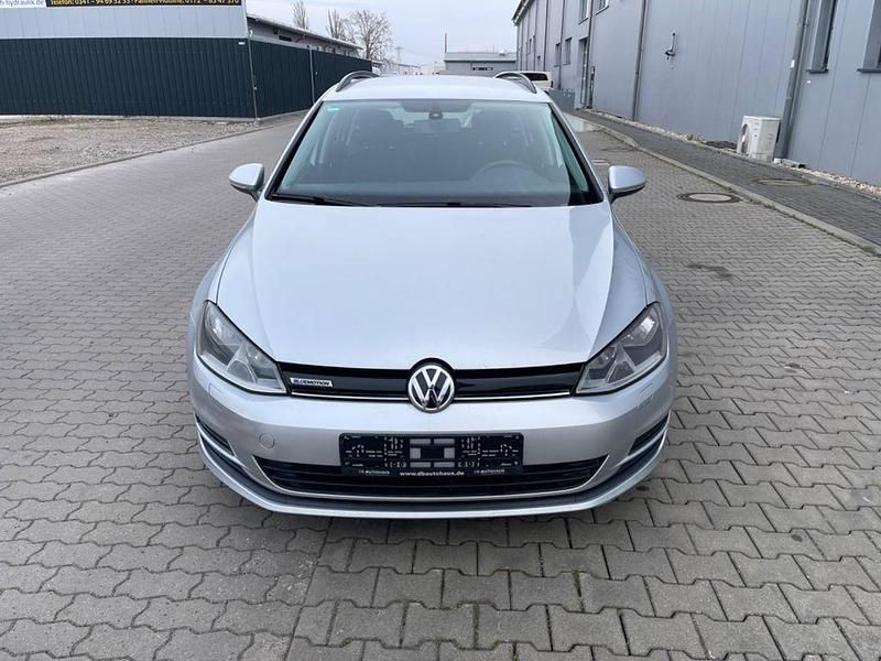 Gebraucht VW Golf VII 110 PS (80 kW) 2016 Silber Limousine