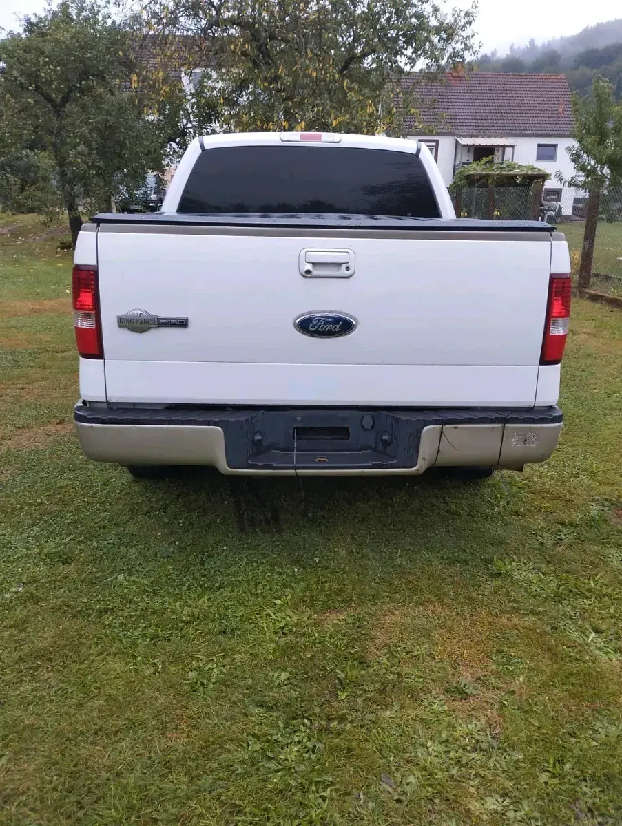 Gebraucht Ford F-150 King Ranch 305 PS (224 kW) 2008 Weiß Pickup