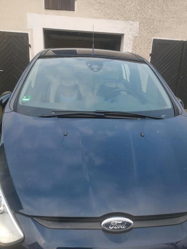 Blau Gebraucht 2012 Ford B-MAX Van / Kleinbus | 7.000 € (Guter Preis) - Bild 1/4