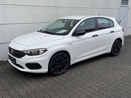 Gebraucht Fiat Tipo Pop 95 PS (69 kW) 2018 Bianco (vr249) Limousine