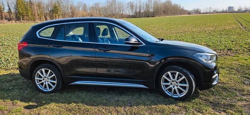 Gebraucht BMW X1 xLine 136 PS (100 kW) 2016 Schwarz SUV