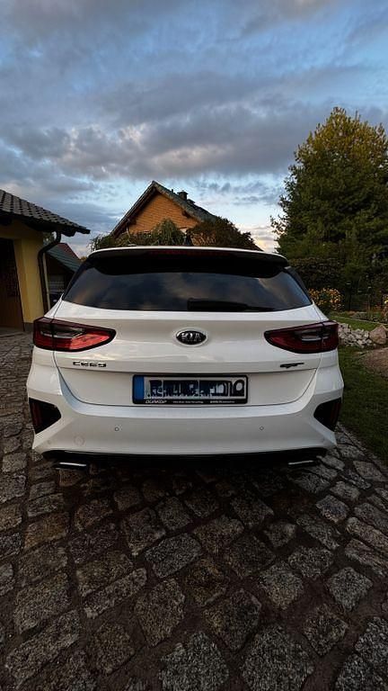 Gebraucht Kia Ceed GT GT 204 PS (150 kW) 2019 Weiß Limousine