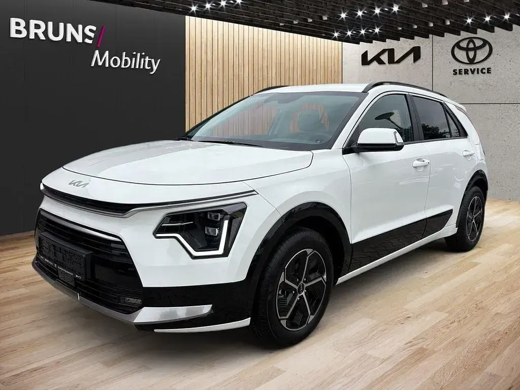 Neu Kia Niro Comfort 92 PS (67 kW) 2026 Weiß SUV