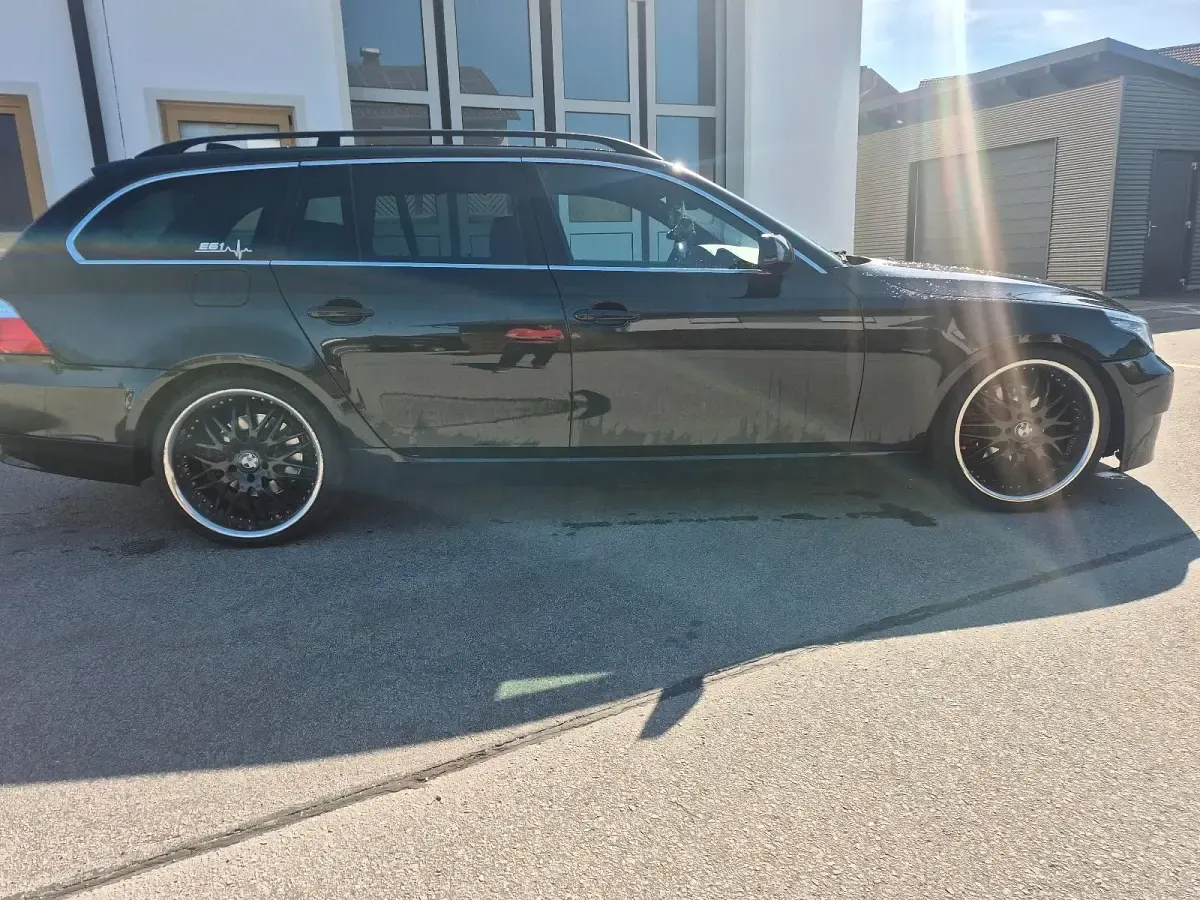 Second-hand BMW 525 210 CP (154 kW) 2008 Negru Break