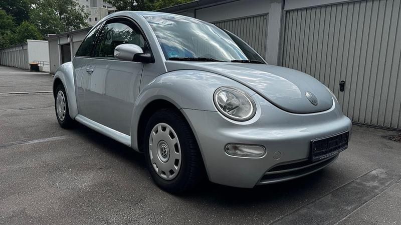 Silber Gebraucht 2003 VW Beetle Style Limousine | 900 € (Superpreis) - Bild 1/4