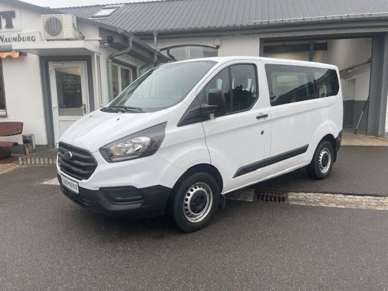 Frostweiß Gebraucht 2020 Ford Tourneo Kombi | 24.999 € - Bild 1/4