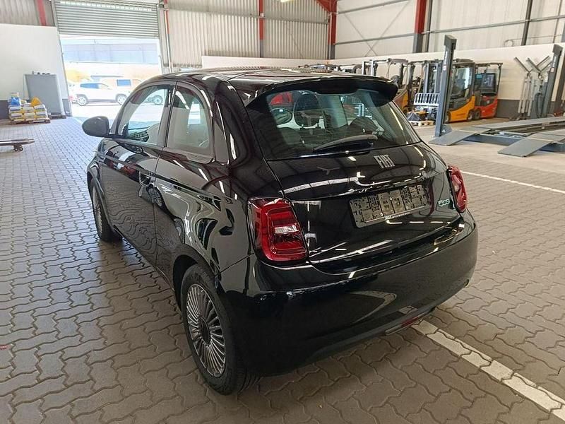 Gebraucht Fiat 500e Icon 69 kW (95 PS) 2023 Schwarz Limousine