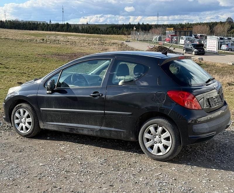 Gebraucht Peugeot 207 88 PS (64 kW) 2006 Schwarz Limousine