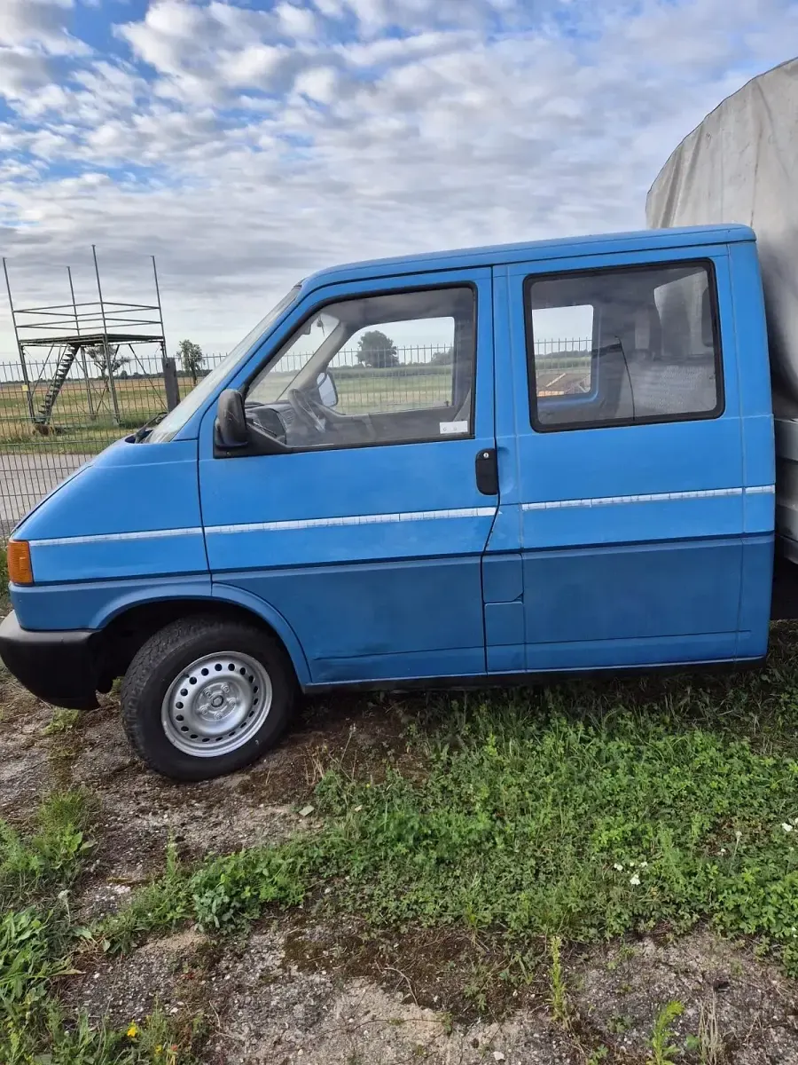 Usata VW T4 R 88 CV (64 kW) 1999 Blu Furgone