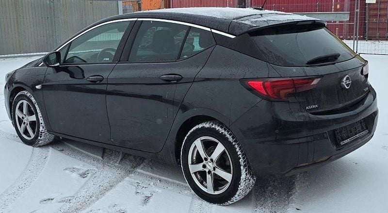 Gebraucht Opel Astra 125 PS (91 kW) 2016 Schwarz Limousine