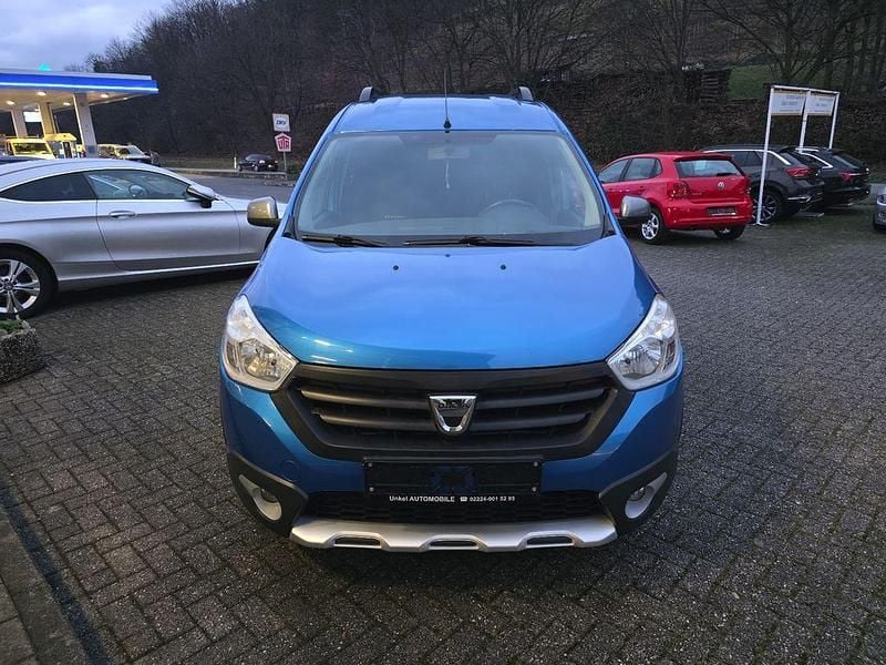 Gebraucht Dacia Dokker Stepway 116 PS (85 kW) 2015 Blau Van / Kleinbus