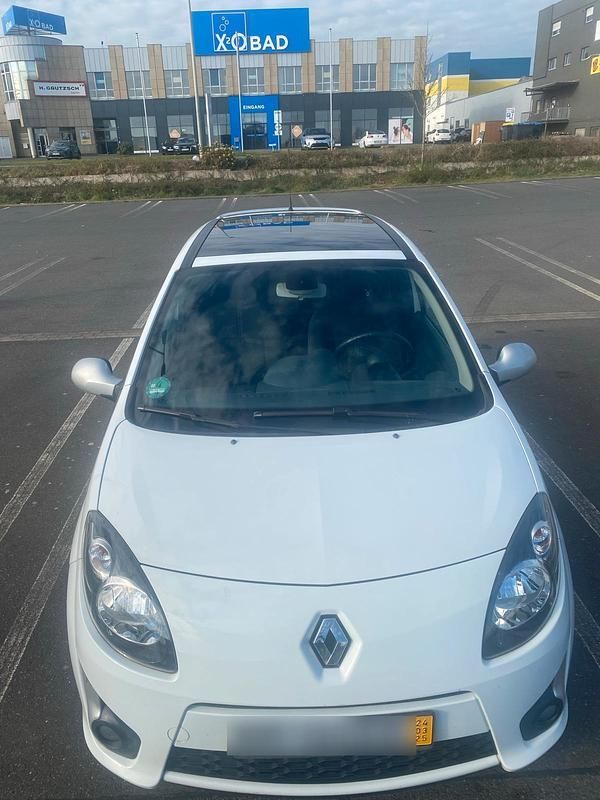 Weiß Gebraucht 2008 Renault Twingo GT Kleinwagen | 3.000 € - Bild 1/4