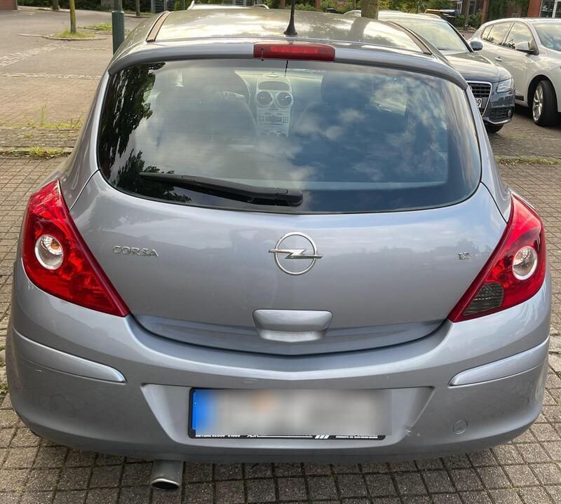 Silber Gebraucht 2007 Opel Corsa Kleinwagen | 650 € (Superpreis) - Bild 1/4
