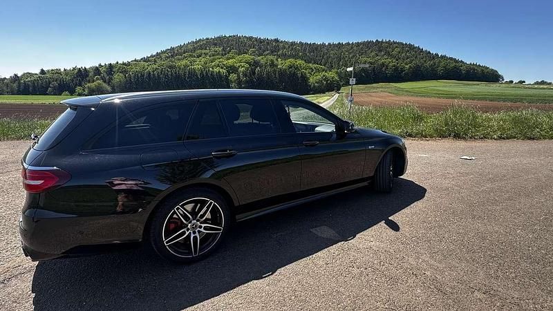 Gebraucht Mercedes E43 AMG AMG 401 PS (294 kW) 2017 Limousine