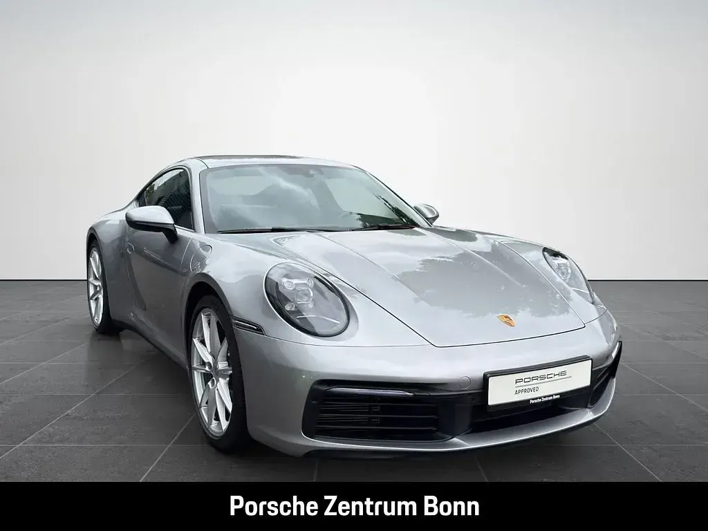 Gebraucht Porsche 911 Carrera 4 385 PS (283 kW) 2023 Gtsilbermetallic Coupé