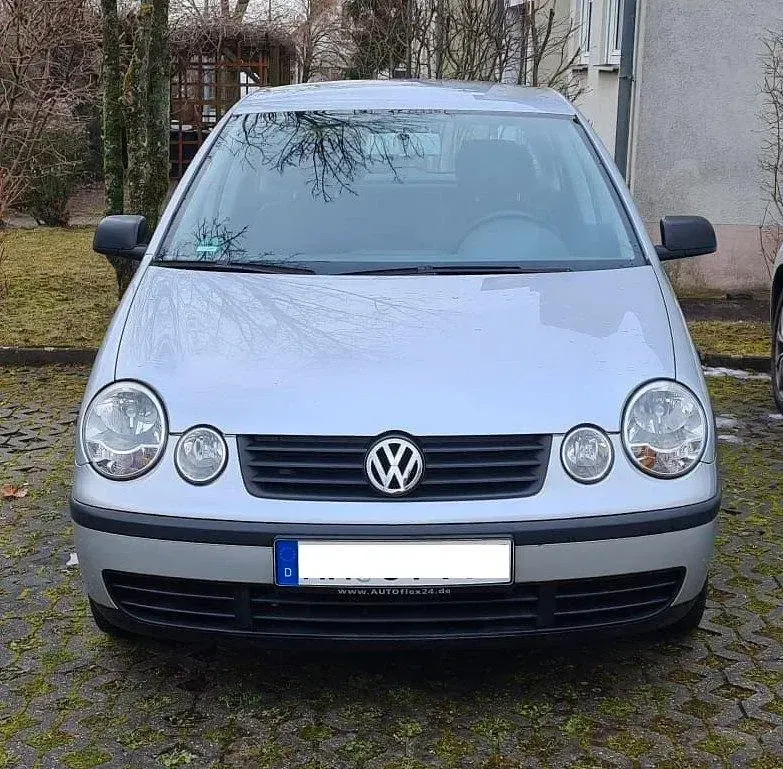 Gebraucht VW Polo 64 PS (47 kW) 2002 Silber Kleinwagen
