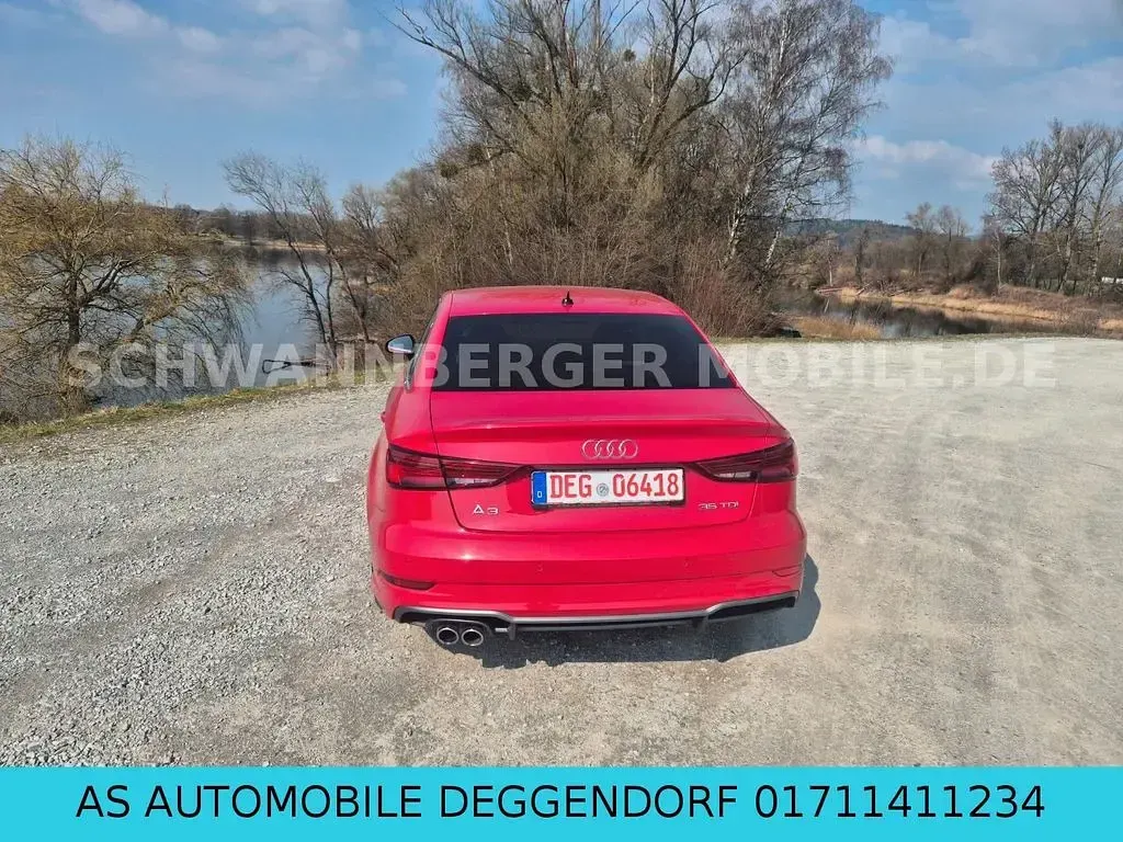 Używany Audi A3 S-Line 150 KM (110 kW) 2019 Czerwony Sedan/Limuzyna