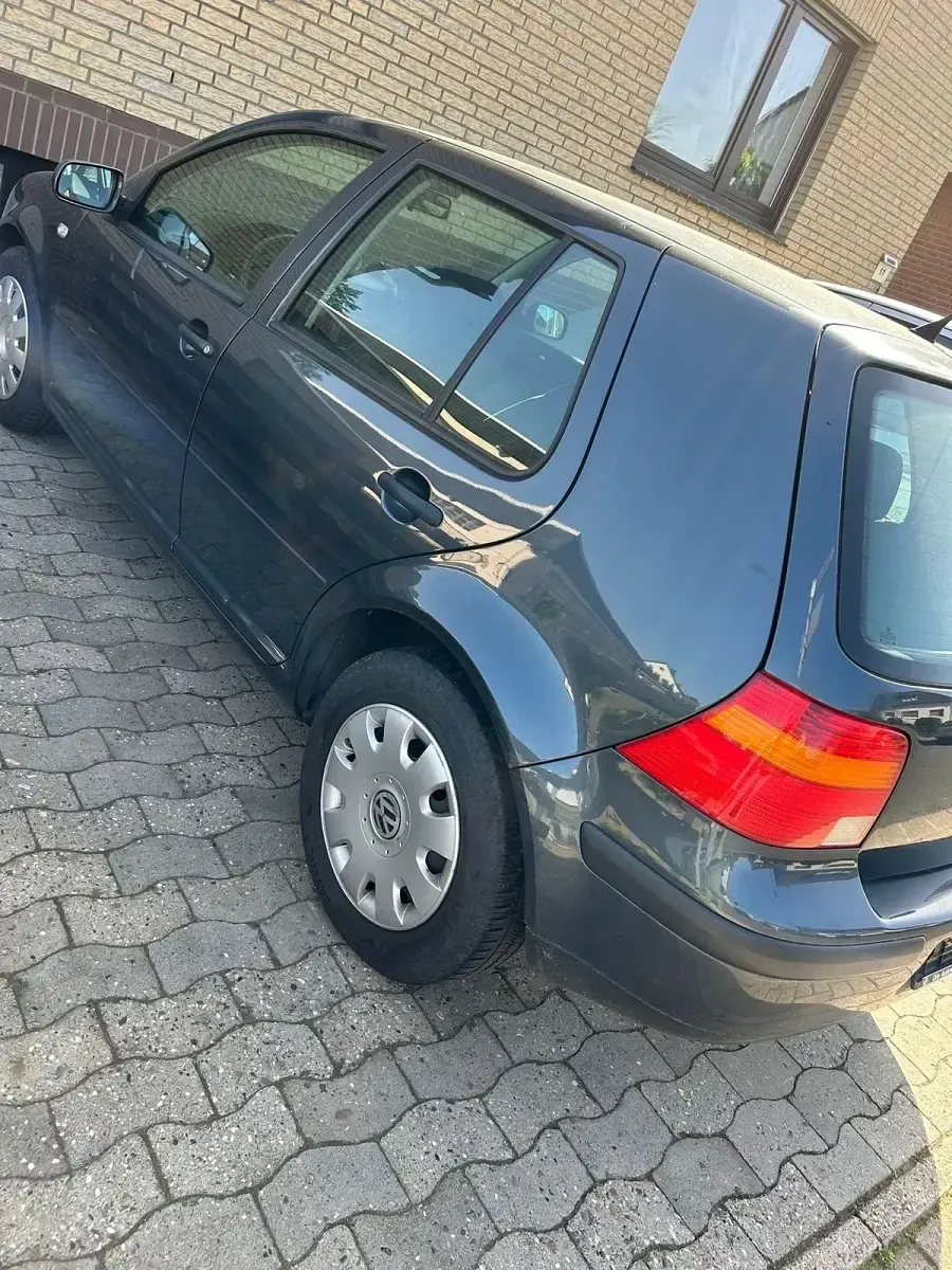Gebraucht VW Golf III 75 PS (55 kW) 1999 Andere farben Kleinwagen