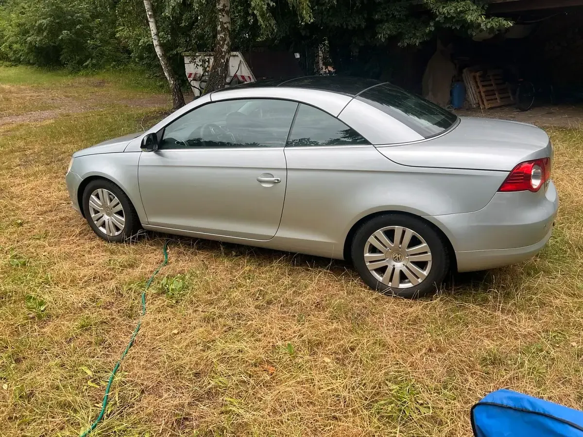 Gebraucht VW Eos 116 PS (85 kW) 2006 Silber Cabrio