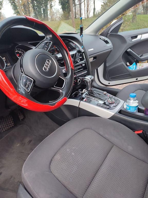 Gebraucht Audi A5 Sportback Sport 150 PS (110 kW) 2015 Weiß Kleinwagen