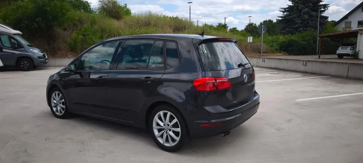 Gebraucht VW Golf Sportsvan LOUNGE 150 PS (110 kW) 2015 Braun Van / Kleinbus