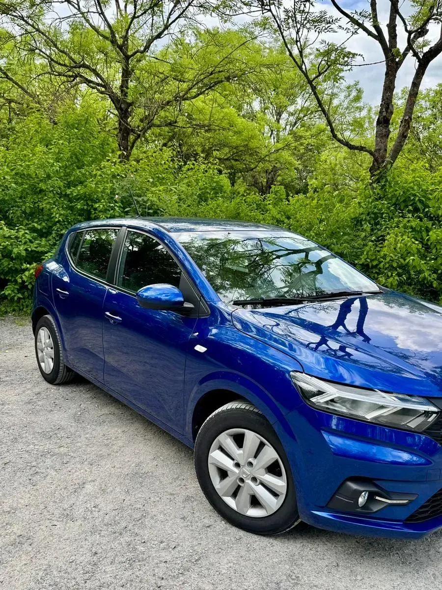 Gebraucht Dacia Sandero Comfort 91 PS (66 kW) 2021 Blau Limousine