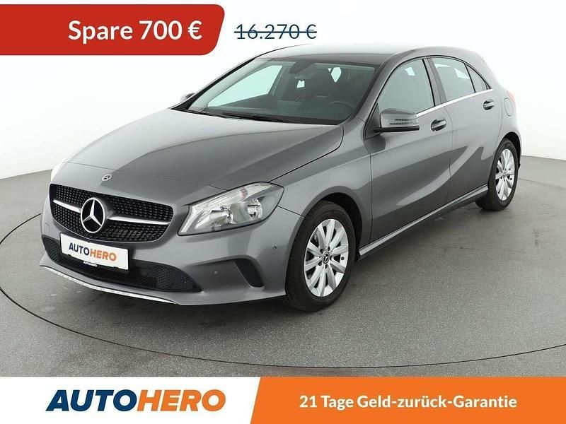 Grau Gebraucht 2018 Mercedes A180 Style Limousine | 15.570 € (Superpreis) - Bild 1/3