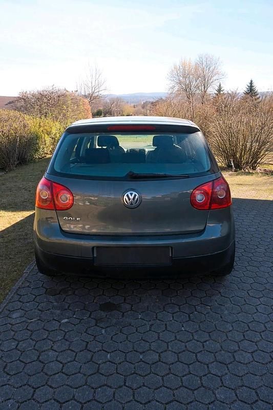 Gebraucht VW Golf IV 75 PS (55 kW) 2004 Grau Limousine
