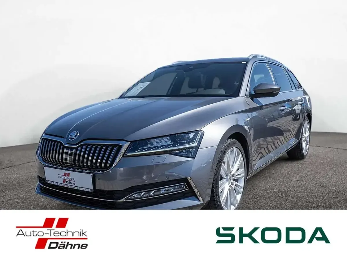 Gebraucht Skoda Superb LAURIN & KLEMENT 200 PS (147 kW) 2023 Kombi