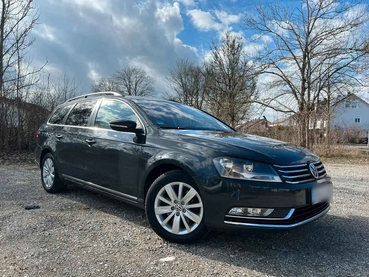 Gebraucht VW Passat 170 PS (125 kW) 2012 Grau Kombi