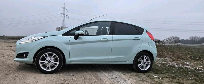 Gebraucht Ford Fiesta 80 PS (58 kW) 2017 Grün Kleinwagen