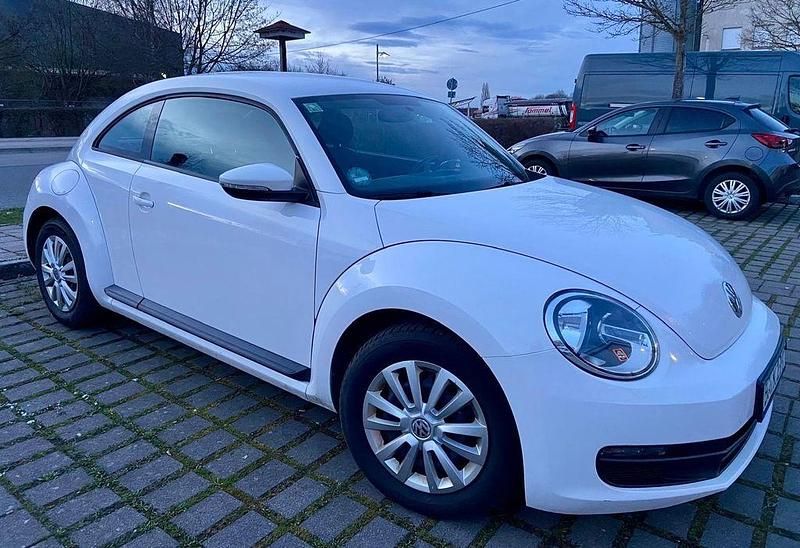 Gebraucht VW Beetle 105 PS (77 kW) 2012 Weiß Kleinwagen