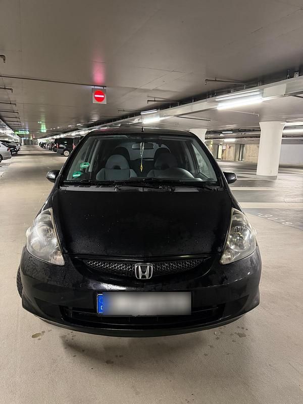 Gebraucht Honda Jazz 77 PS (56 kW) 2005 Schwarz Kleinwagen