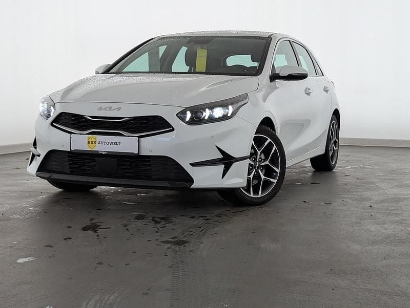 Używany Kia Ceed Spirit 160 KM (117 kW) 2022 Hatchback