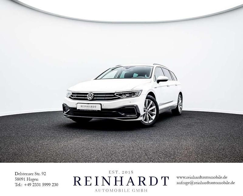 Pure white Gebraucht 2020 VW Passat GTE Kombi | 20.365 € (Guter Preis) - Bild 1/3
