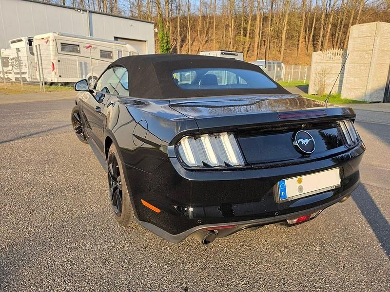 Gebraucht Ford Mustang 317 PS (233 kW) 2016 Schwarz Cabrio